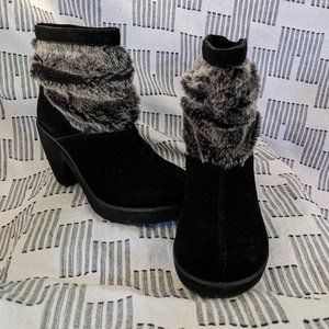 Skechers leather and faux fur ankle boots Size 5.5